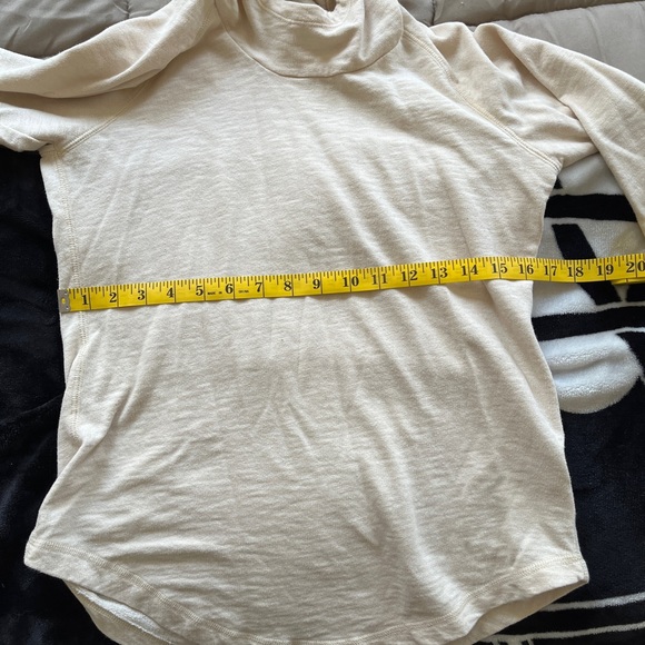 Columbia hooded top - Picture 9 of 9